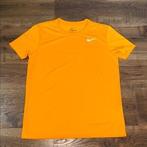 Nike Orange Short Sleeve Tee Vibrant Athletic Style
